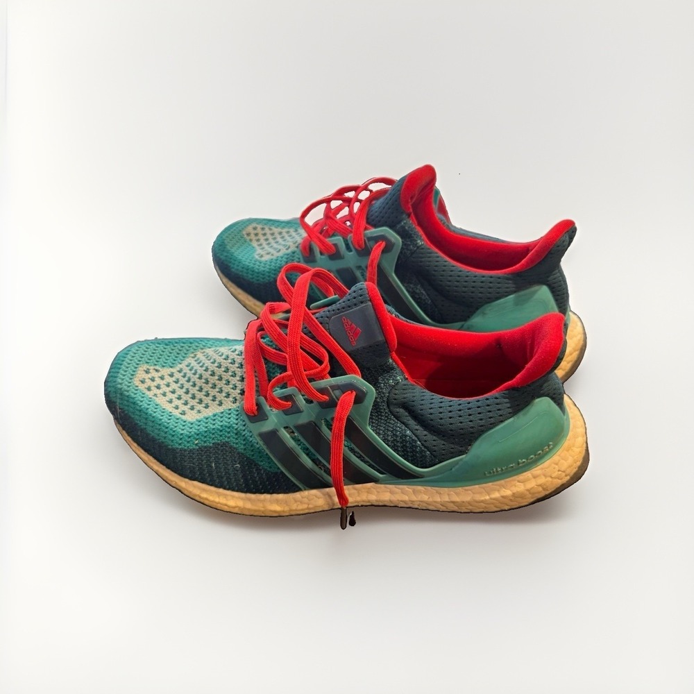 adidas UltraBoost Mens Teal Red Navy White Low Top Running Sneaker Size 9.5